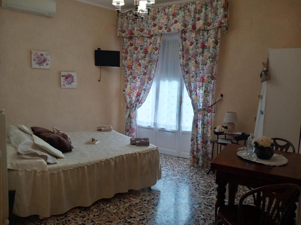 Affittacamere Da Carla Bonassola Exterior foto